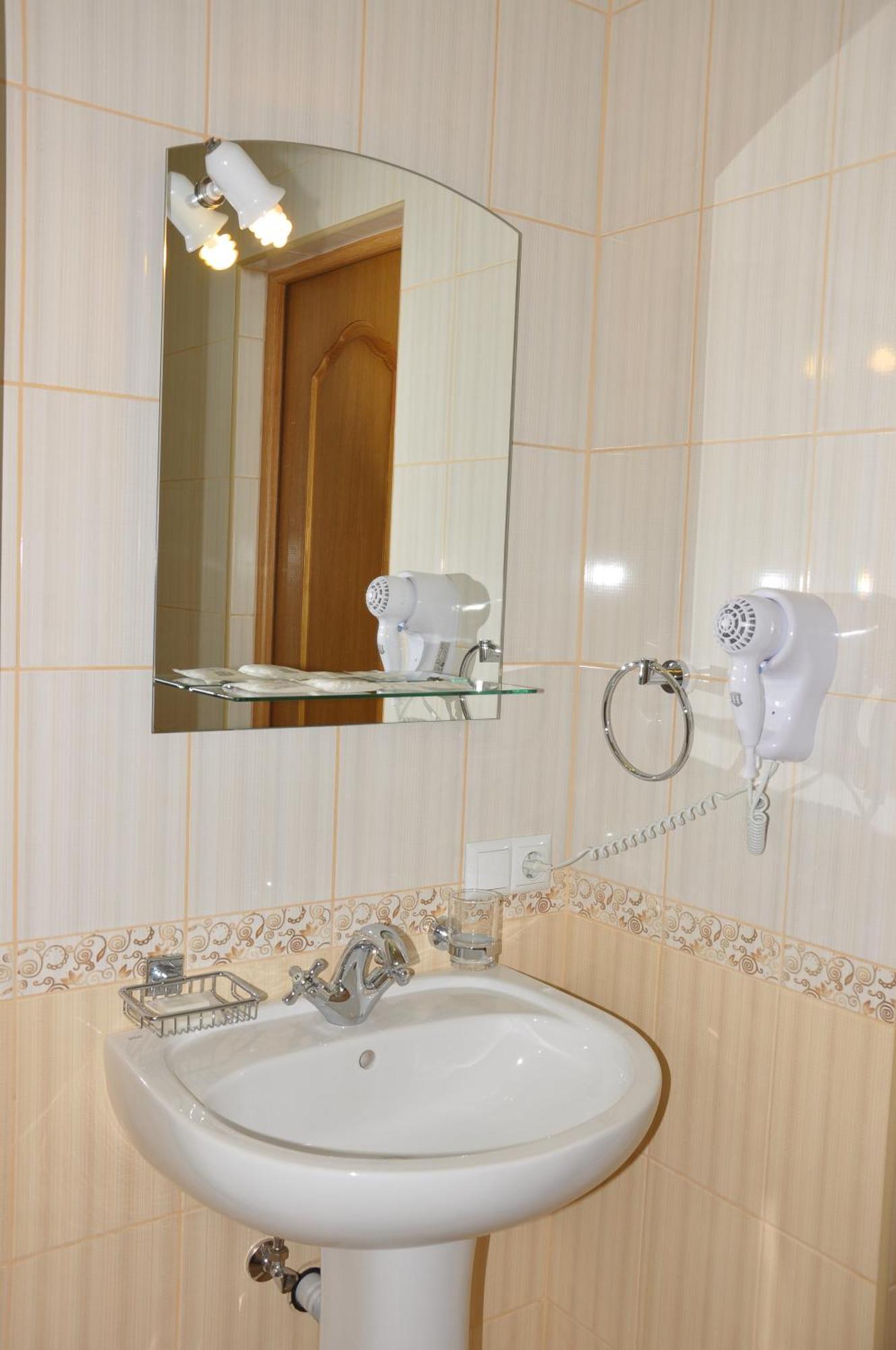 Focus Hotel Khust Oda fotoğraf