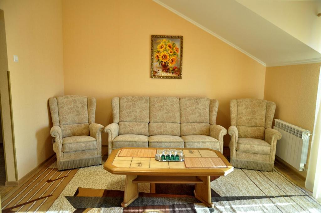 Focus Hotel Khust Dış mekan fotoğraf