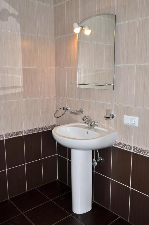 Focus Hotel Khust Dış mekan fotoğraf